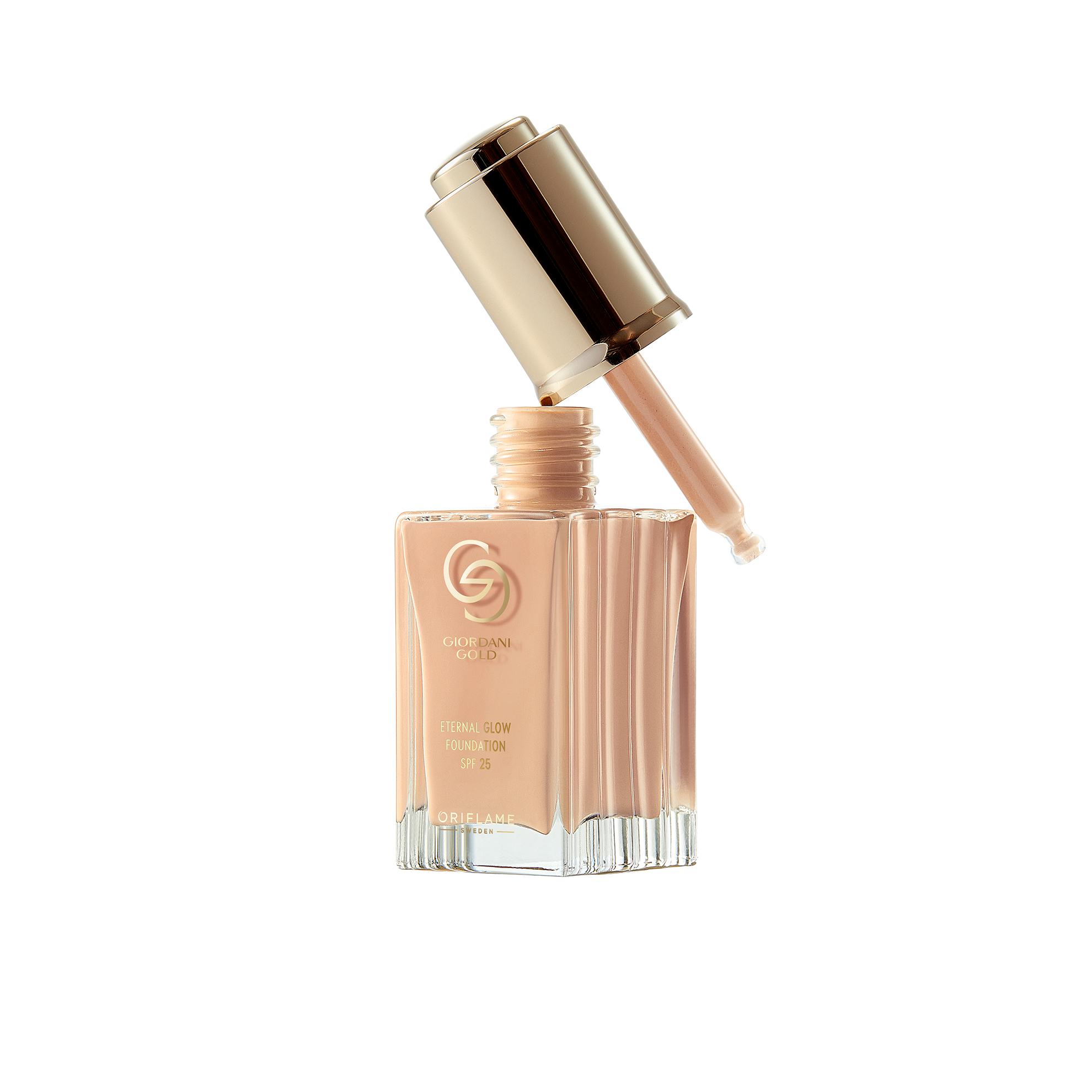 Сияющая тональная основа Giordani Gold