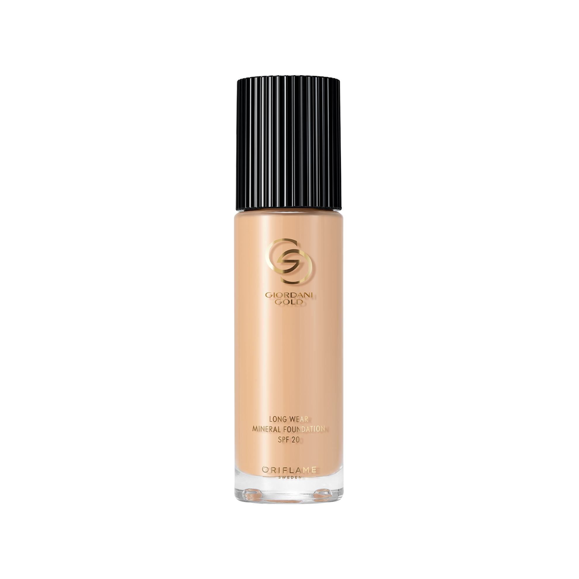 Стойкая минеральная тональная основа Giordani Gold